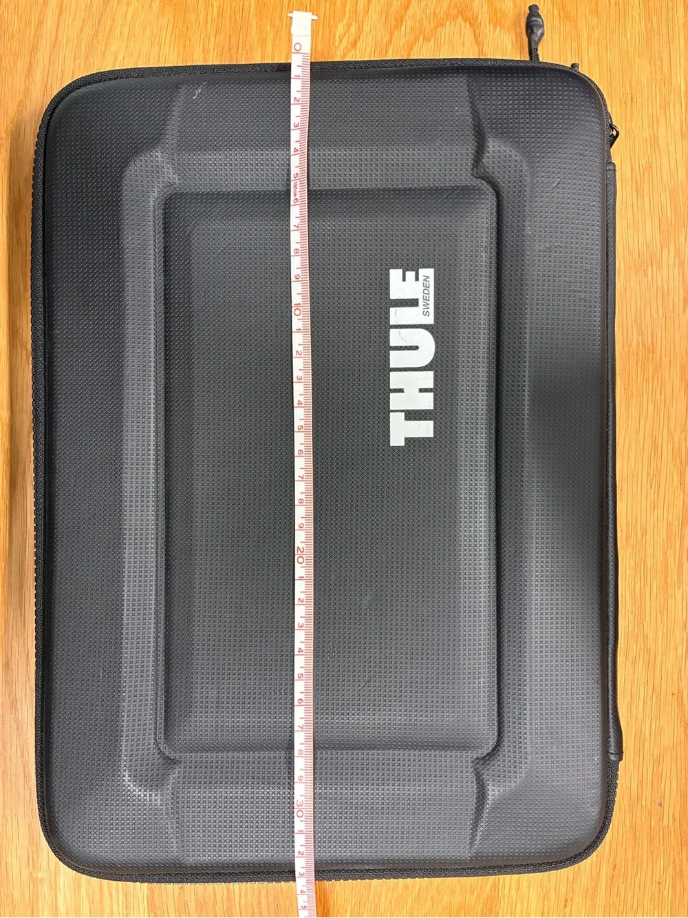 Thule Gauntlet MacBook 14”-13” Laptop Black Hard Shell Case with Zip Closure